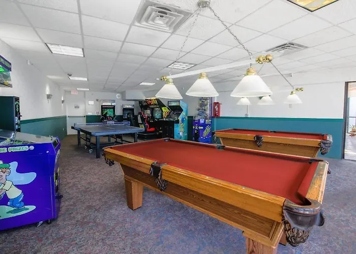 Convenient & Affordable With Balcony Ocean Views Pools & Gym Ocean City