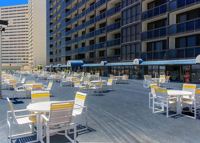 Convenient & Affordable With Balcony Ocean Views Pools & Gym Ocean City